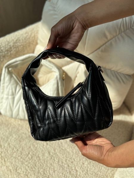 Miu Miu сумка чорна стьобана MERI-BAG-MIU-003 фото